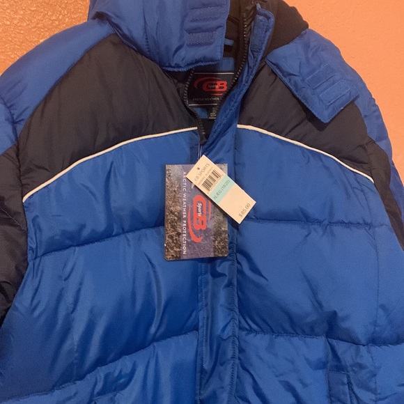 NWT Sports Puffer Jacket - Picture 2 of 12